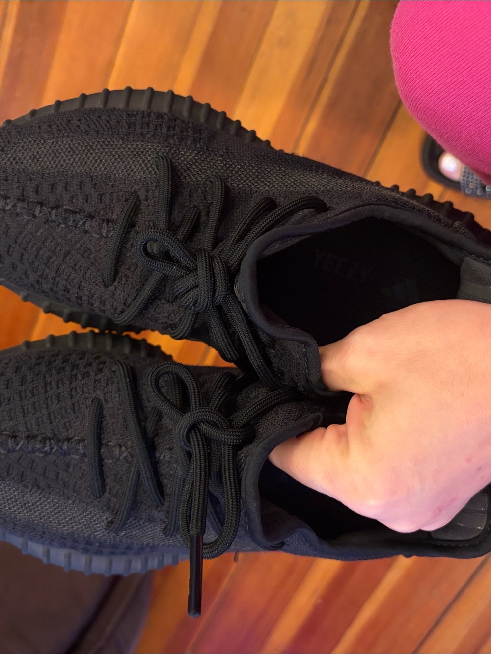 Yeezy Kids Black Knit Low-Top Sneakers